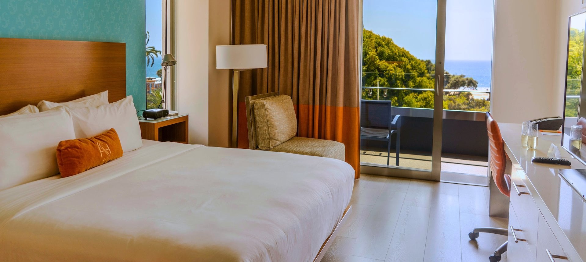 Rooms Chic & Sustainable Ocean Avenue, Santa Monica California